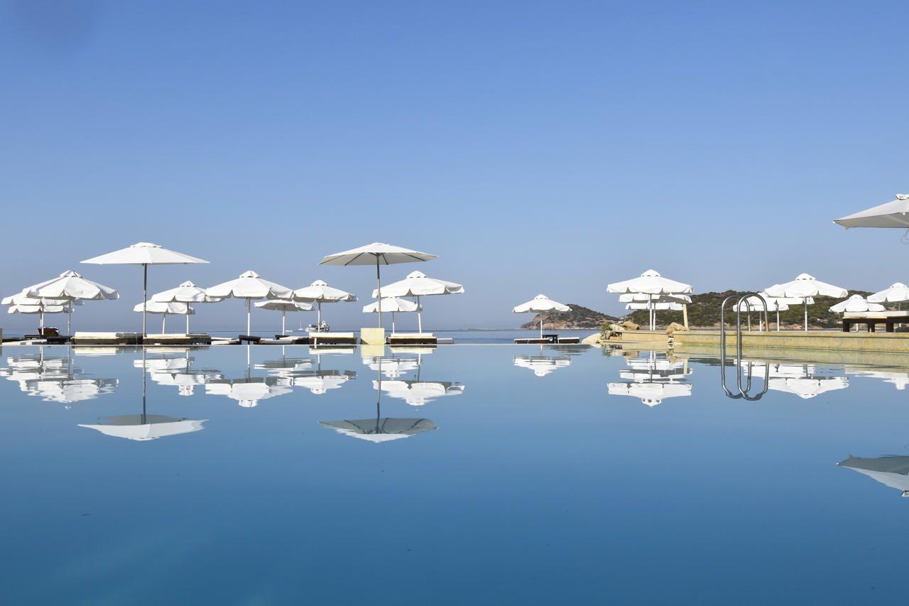 Resort Plaza